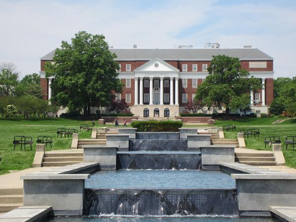 McKeldin-Mall